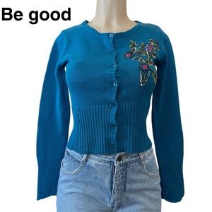 Knit embroidered cardigan sweater size S